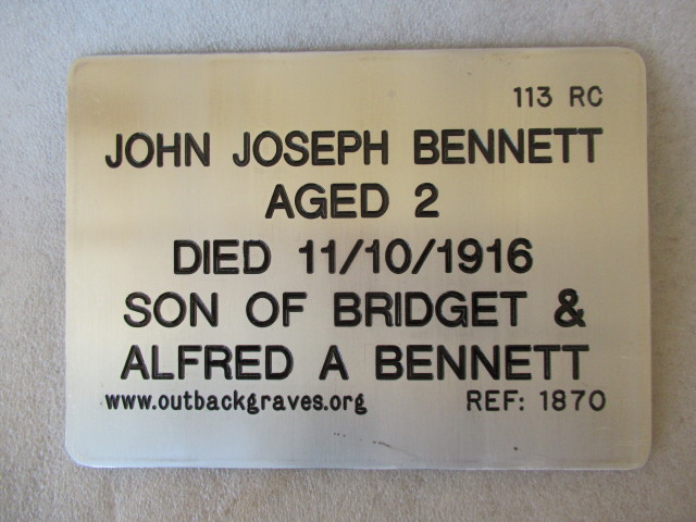This is a photograph of plaque number 1870 for JOHN JOSEPH BENNETT of LEONORA