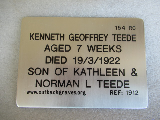 This is a photograph of plaque number 1912 for KENNETH GEOFFREY TEEDE at LEONORA