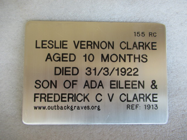 This is a photograph of plaque number 1913 for LESLIE VERNON CLARKE atLEONORA