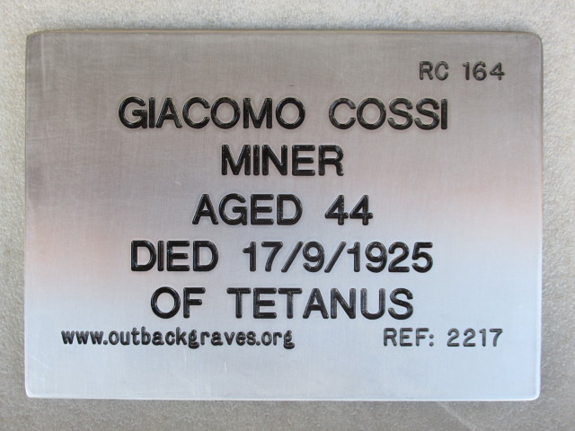This is a photograph of plaque number 2217 for GIACOMO COSSI at LEONORA
