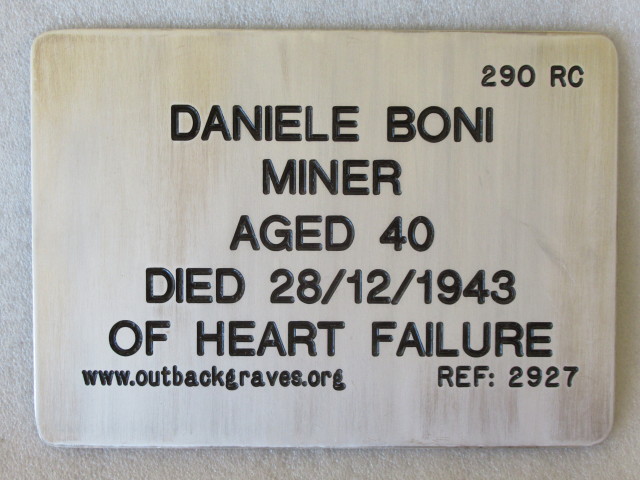 This is a photograph of plaque number 2927 for DANIELE BONI at LEONORA