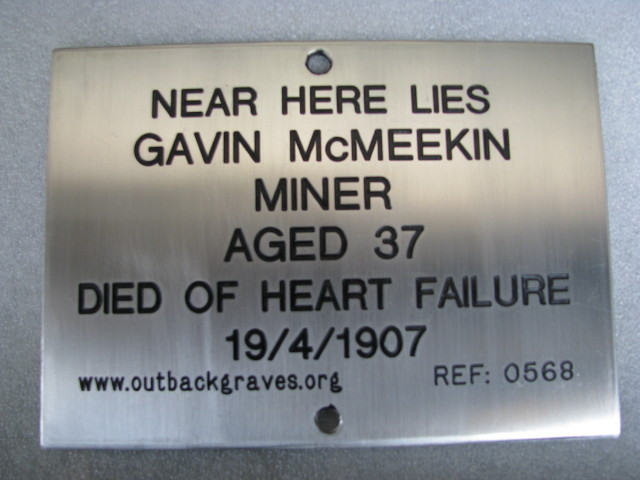 REF 0568 GAVIN McMEEKIN - LAKE RAESIDE