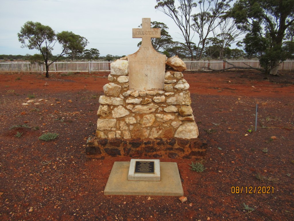 This is a photo of MEMORIAL TO EARLY PIONEERS COOLGARDIE PIONEER CEMETERY